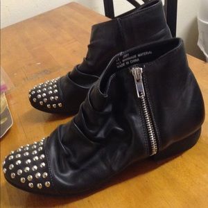 🌻 (SOLD) Ankle Bikers Boots